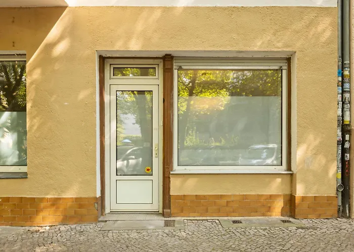 62qm2, Massageseat, Billard-table, King-sized Bed