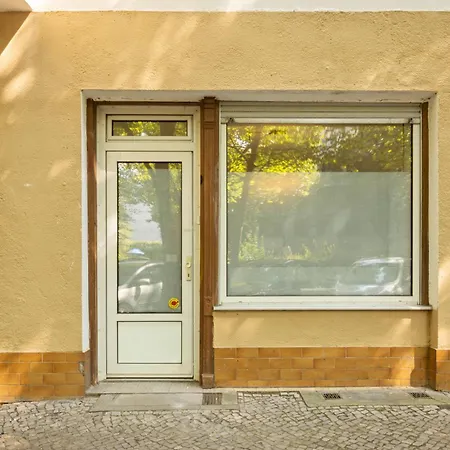 62qm2, Massageseat, Billard-table, King-sized Bed