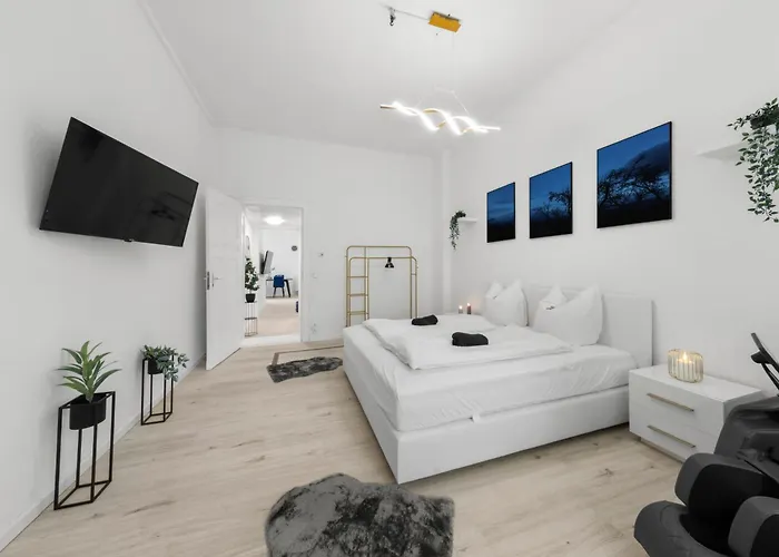 Lägenhet 62qm2, Massageseat, Billard-table, King-sized Bed